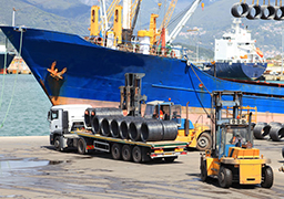 Aéroport, chemin de fer, port maritime