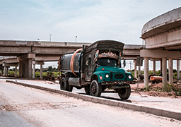 建筑和道路建设